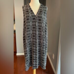 Vince Camuto Black & White Geometric Sleeveless Officecore Comfy Dress